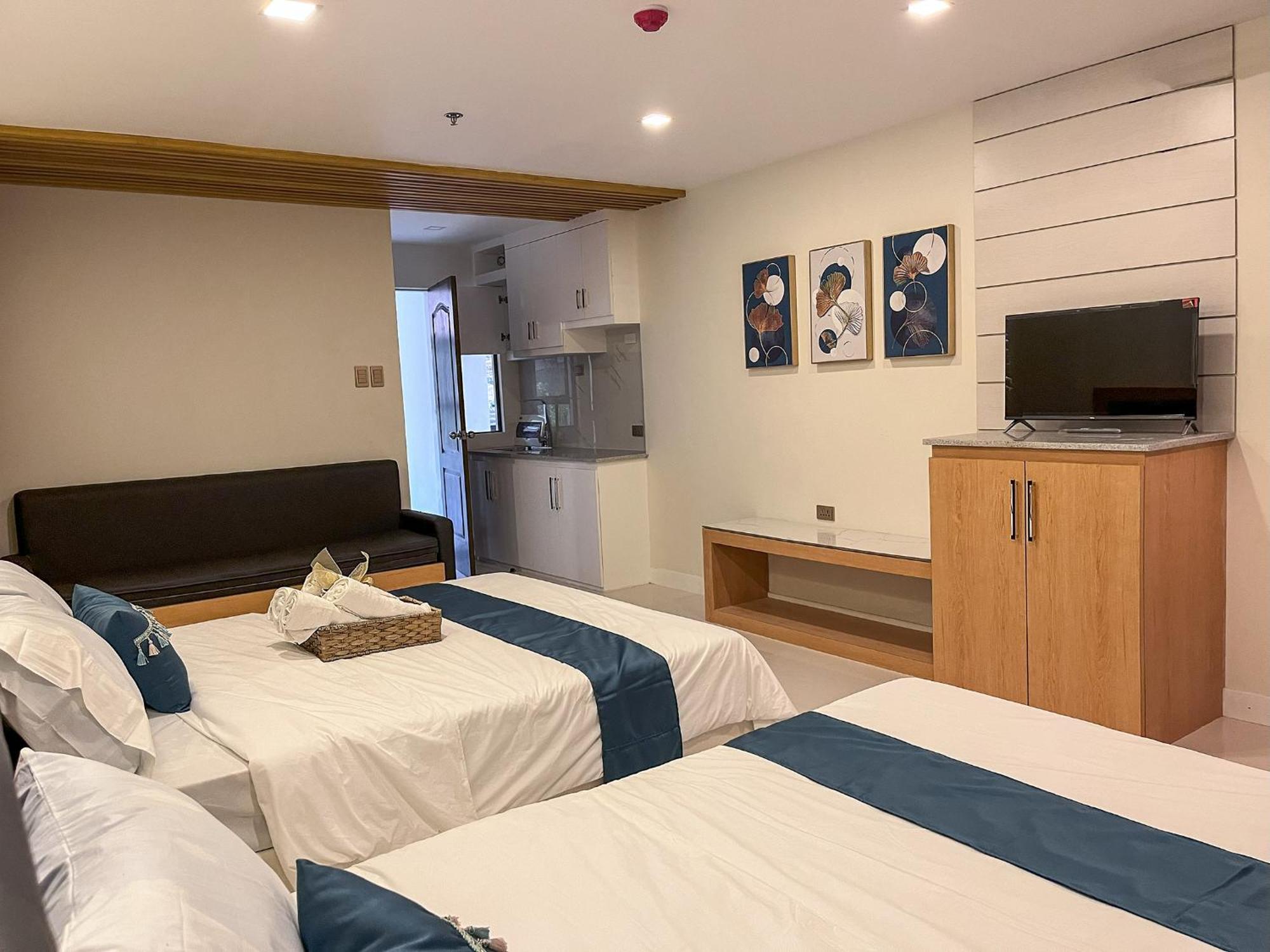 717 Residences Iloilo City Εξωτερικό φωτογραφία