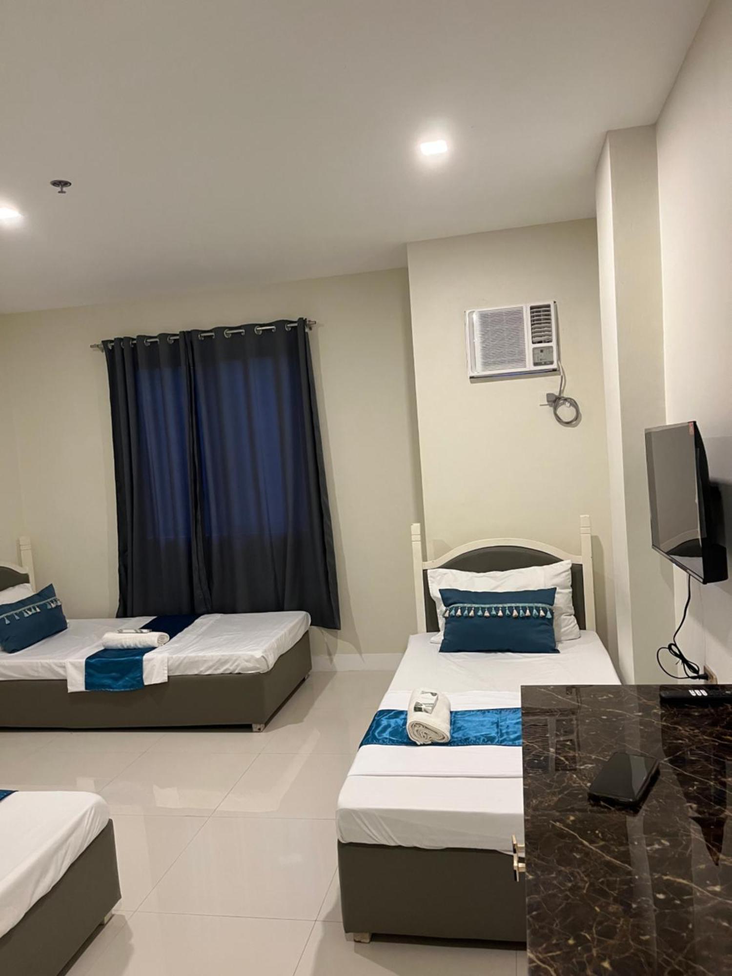 717 Residences Iloilo City Εξωτερικό φωτογραφία