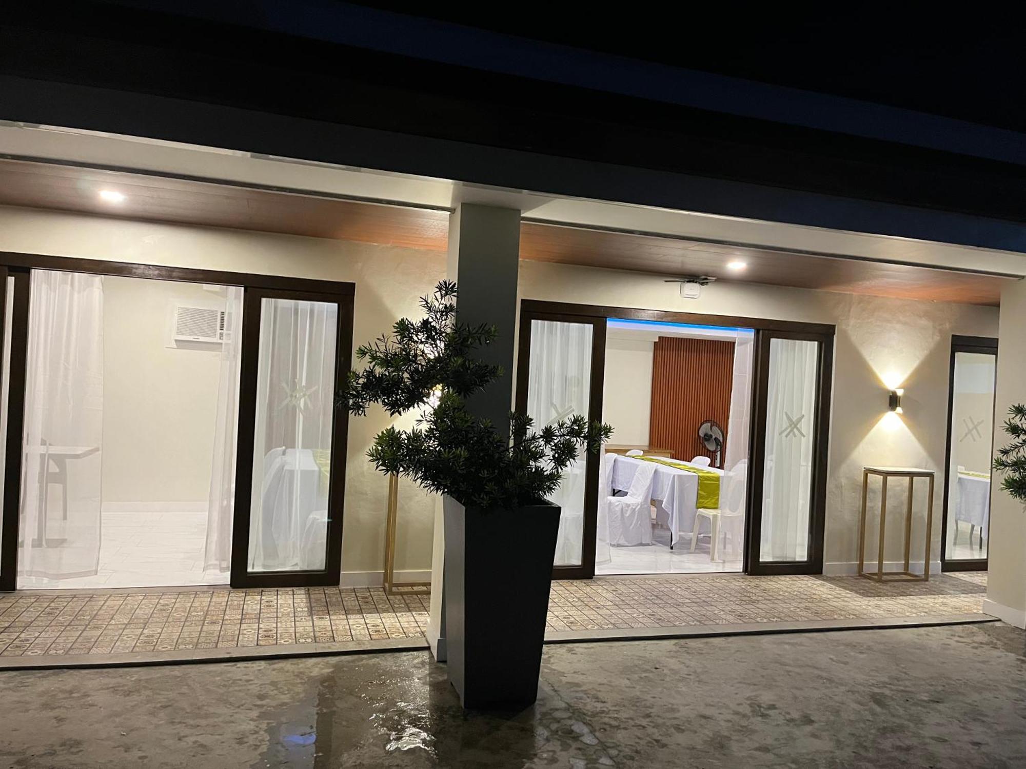 717 Residences Iloilo City Εξωτερικό φωτογραφία