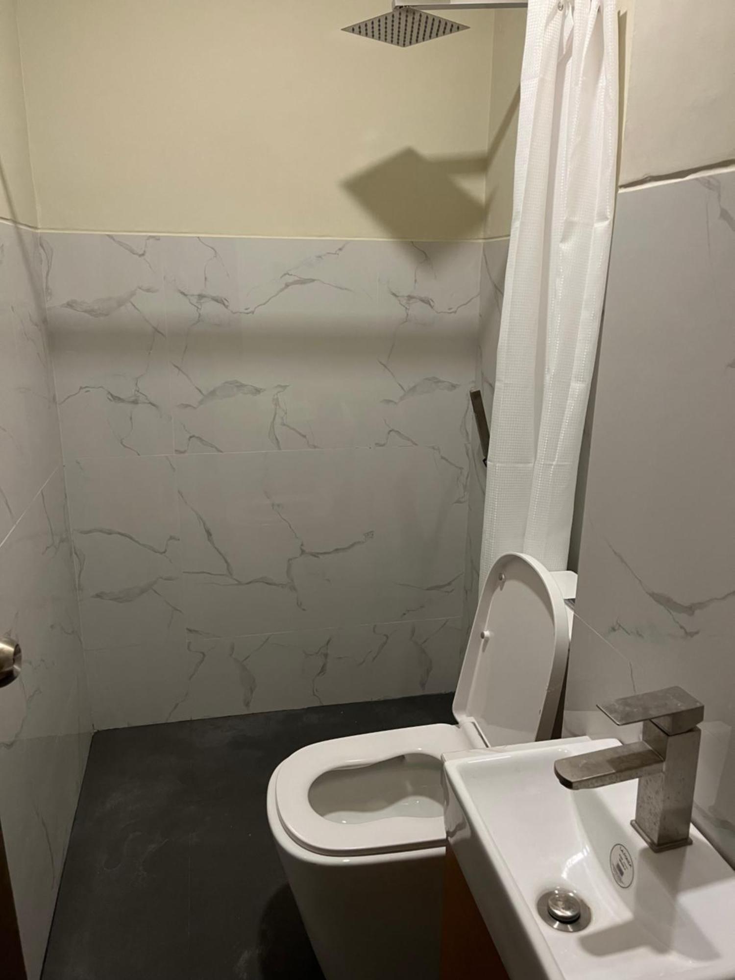 717 Residences Iloilo City Εξωτερικό φωτογραφία